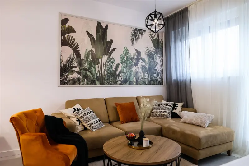 Apartment 4